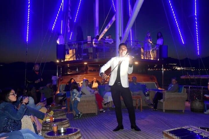 Sharm El Sheikh Night Dinner Cruise: Red Sea Dinner & Live Show photo 3