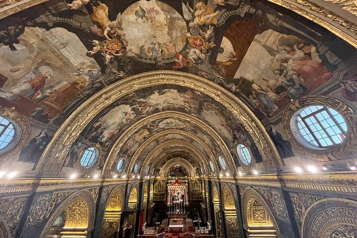 2-Day Private Malta & Gozo Combo Tour: Valletta, Temples, Cliffs & Coastal Caves photo 4