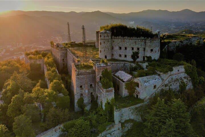 Private Half-Day Hike to Fort Diamond: Explore Genoa’s Hilltop Fortifications photo 2