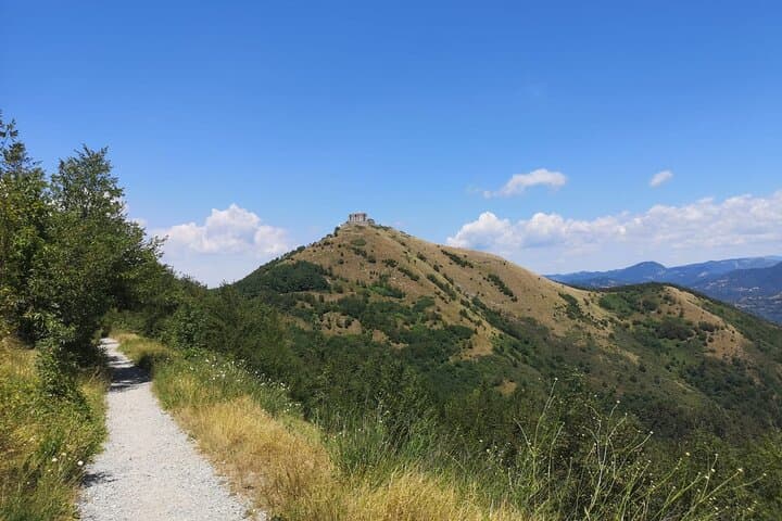 Private Half-Day Hike to Fort Diamond: Explore Genoa’s Hilltop Fortifications photo 6