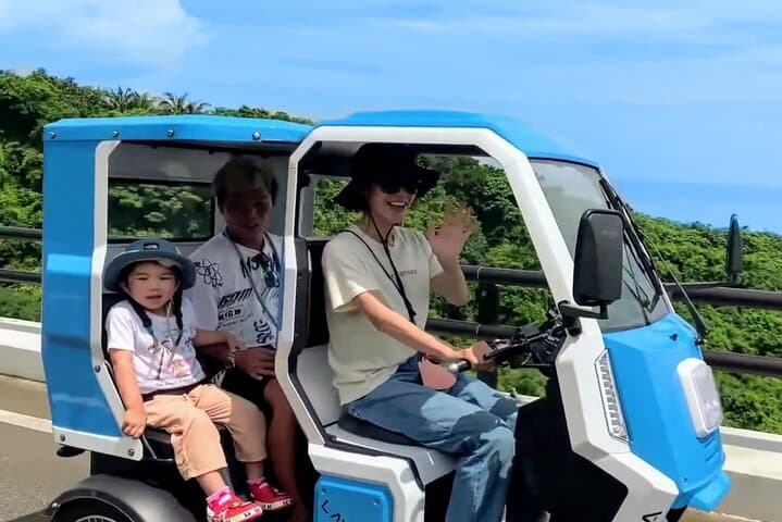 Electric 3-Seater Trike Rental on Ishigaki Island — 2-Hour Coastal EV Ride photo 3