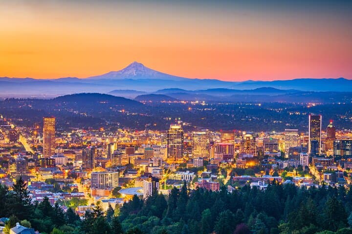 Downtown Portland Smartphone-Guided Walking Tour: Sights, Stories & Willamette Walk