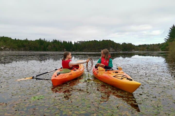 Paddle Aksdalsvannet: Family-Friendly Kayak Loop Near Haugesund photo 3
