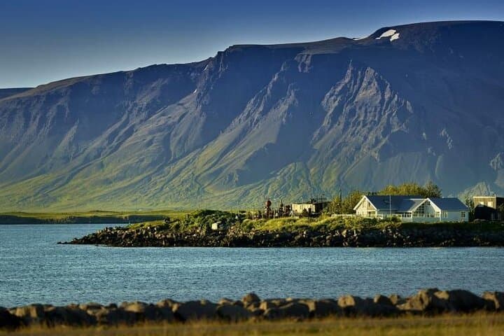 Hike Mt. Esja to Þverfellshorn — Day Hike from Reykjavík