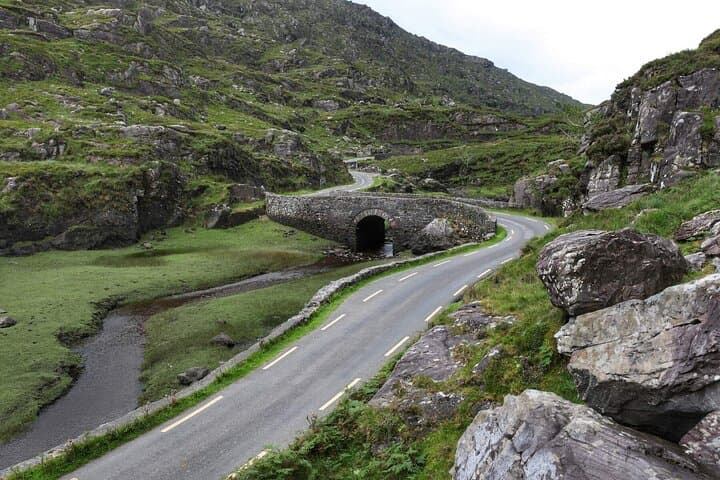 Galway to Killarney Private Transfer and Scenic Day Tour from Shannon photo 2