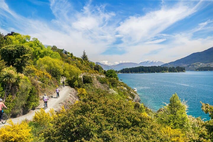 Arrowtown Mountain Bike Hire: Self-Guided Rides on Otago Trails