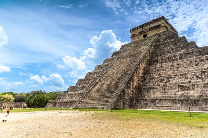Chichén Itzá, Sacred Cenote & Valladolid Day Tour from Cancun photo 2
