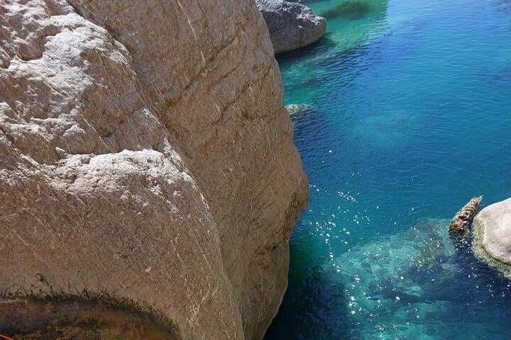 Snake Canyon Canyoneering in Oman — Guided Shared Abseil & Swim Adventure photo 4