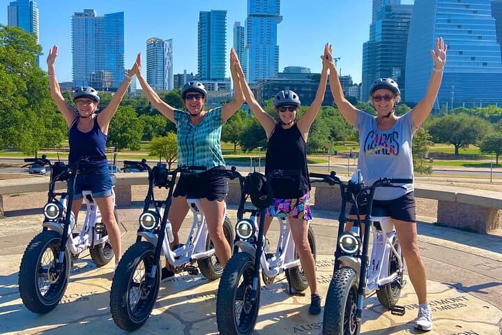Austin Good Vibes E‑Bike Tour — 2‑Hour Ride Through Murals, Music & Food photo 4