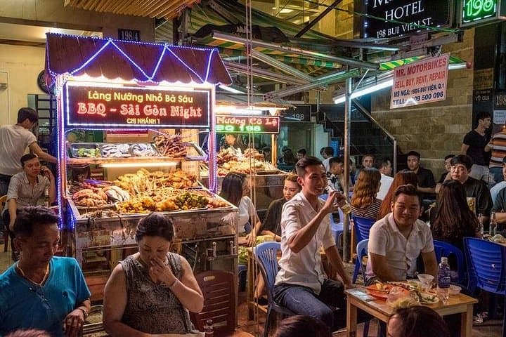 Saigon Night Bites: 3-Hour Ho Chi Minh Street Food Walk & Hidden Alleys photo 2