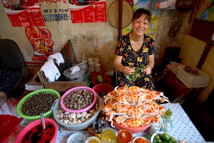 Hanoi Street Food Walking Tour — Eat Like a Local in the Old Quarter photo 2