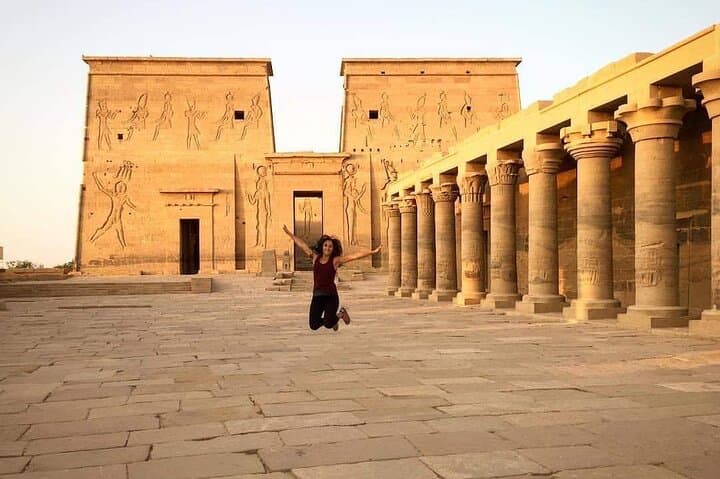 3-Day Private Tour: Abu Simbel Sunrise, Luxor Hot-Air Balloon & Aswan Highlights