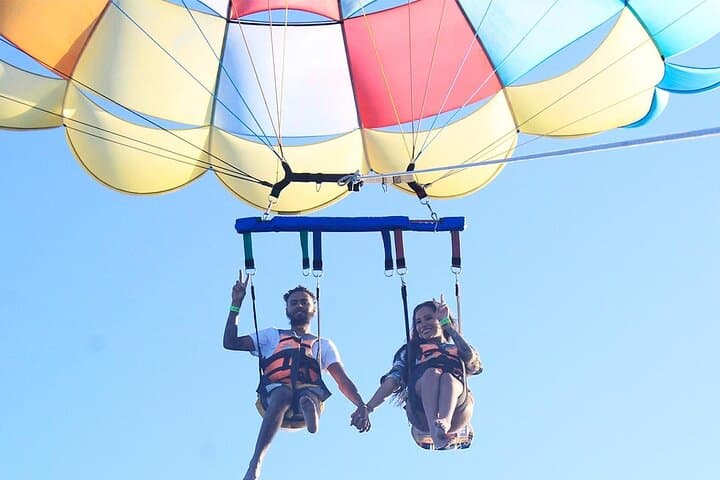 Parasailing Over the Caribbean Sea in Cancún: 10-Minute Flight & Wave Runner Combo photo 5