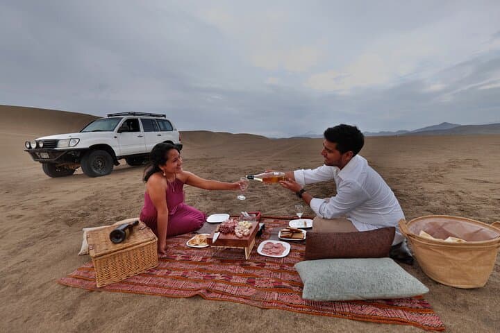 Sandboarding in Chilca: Lima Dunes Day Trip with Picnic & Pickup