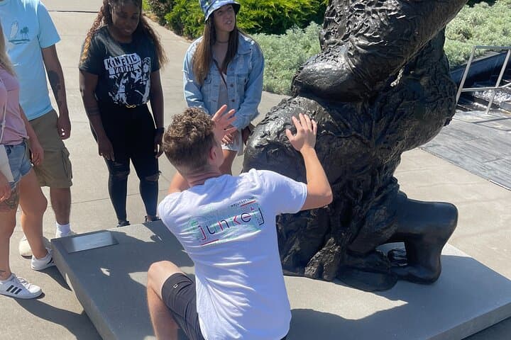 Sunset Strip Rock and Roll Walking Tour — Legends of Sunset Boulevard photo 3
