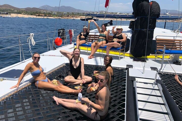 All-Inclusive Cabo Boat Tour: Arch, Snorkel, Paddleboard & Open Bar photo 5
