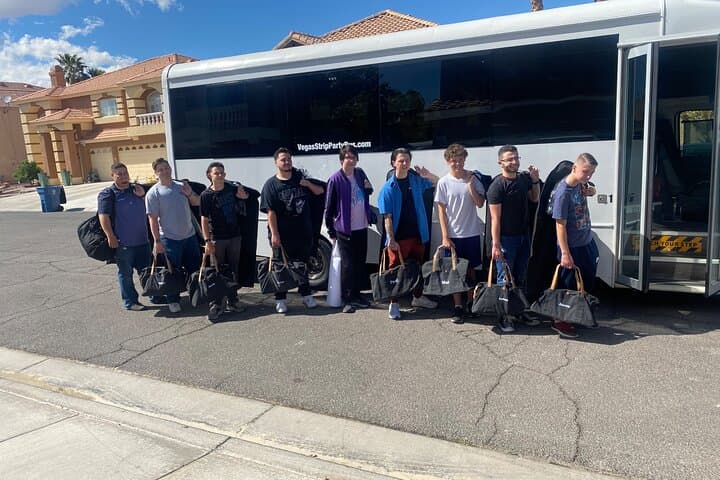 Private Party Bus Tour on the Las Vegas Strip — Chauffeured Night Drive photo 5