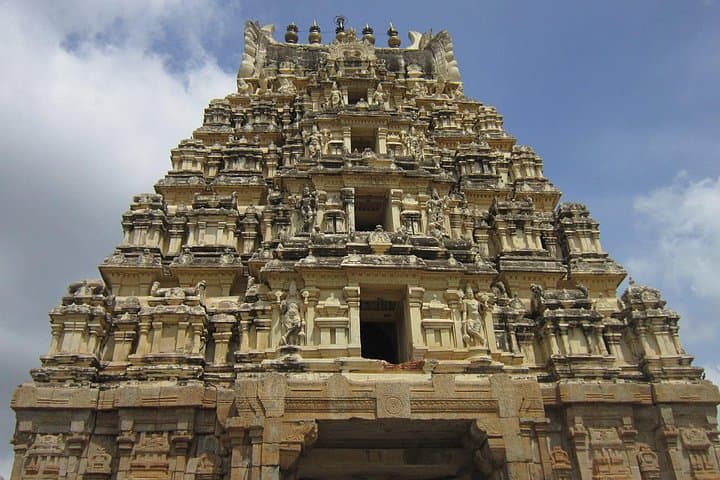 Day Trip from Bangalore: Mysore, Srirangapatna & Somnathpur Temple Tour photo 3