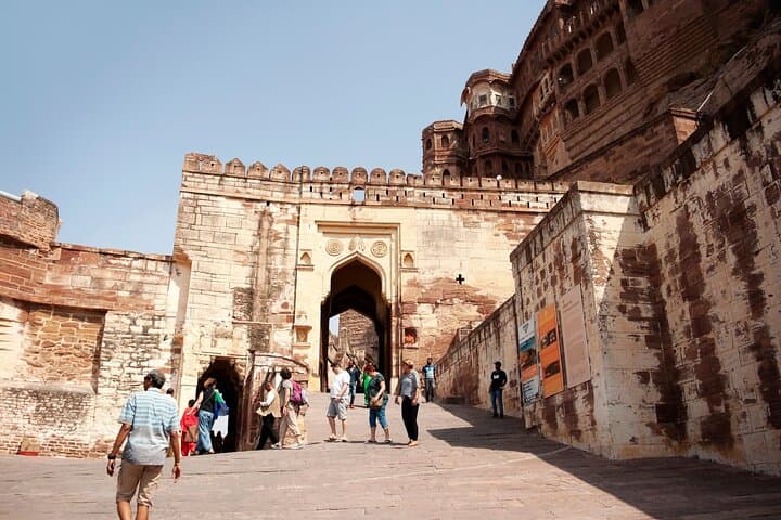 6-Day Jodhpur, Udaipur & Mount Abu Private Tour — Forts, Temples & Lake Rides photo 5