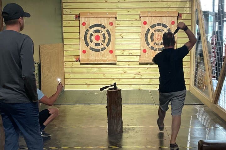 Axe Throwing in Jacksonville: Private Sessions at Stumpy's Hatchet House photo 3
