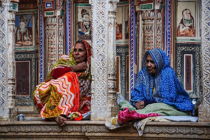 22-day-delhi-rajasthan-agra-gwalior-orchha-khajuraho-and-varanasi-cultural-tour photo 6