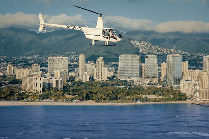 Oahu from Above: 18-Minute Private Helicopter Tour Over Honolulu photo 2