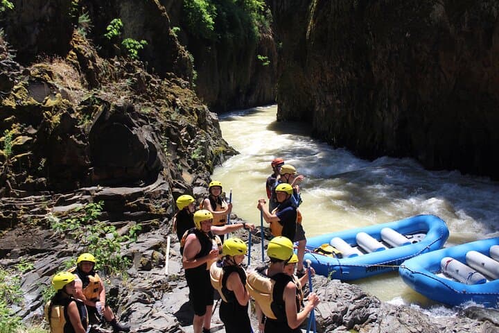 White Salmon River Rafting: Full-Day Mt. Adams Canyon Adventure photo 3