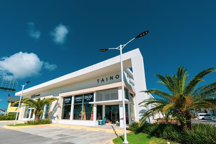 Punta Cana Shopping Tour: Sample Rums, Cigars & Local Chocolate with Resort Pickup