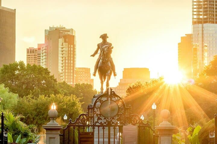 Self-Guided Boston History Audio Tour: Freedom Trail Highlights & North End Walk