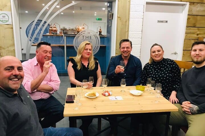Torquay Wine Tasting Experience — Six-Wine Guided Tasting on the English Riviera photo 2