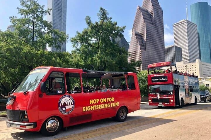 Houston to NASA: Space Center Houston with Open-Top City Sightseeing photo 4