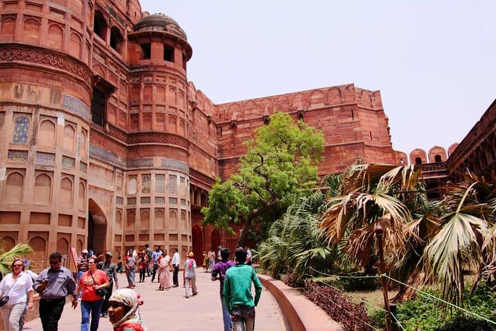 Taj Mahal by Gatimaan Express: Private Day Trip from Delhi photo 5