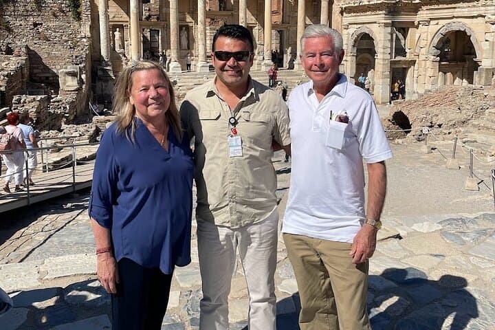 Ephesus Day Trip from Istanbul by Flight — Private One-Day Tour to Ancient Ruins