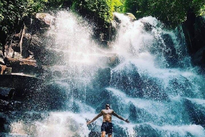 best-of-ubud-waterfalls-tegalalang-rice-terrace-swing-tour photo 2