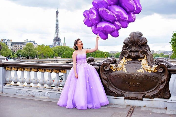 Private 1-Hour Photo Walk in Paris — Capture Eiffel Tower & Seine Views photo 6
