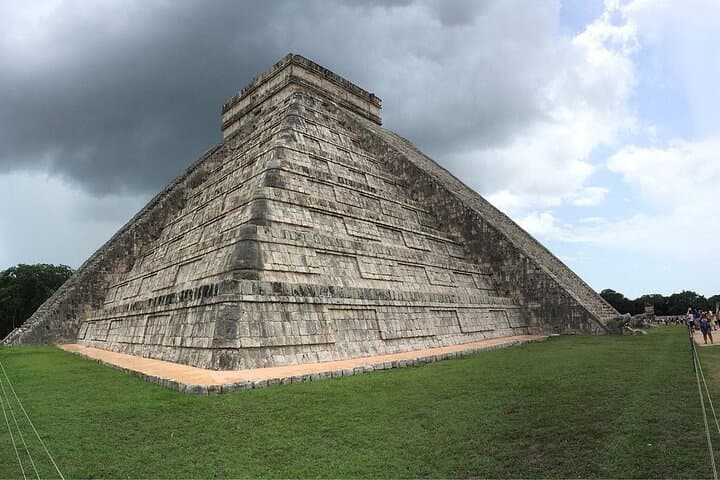 Day Trip to Chichen Itza, Ik Kil & Hubiku Cenotes from Riviera Maya photo 5