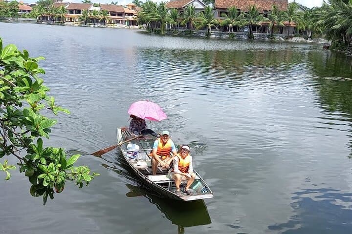 Full-Day Ninh Binh Highlights Tour: Mua Cave, Tam Coc Boat & Bich Dong by Bike photo 2