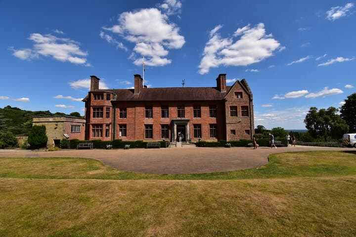 Private Taxi to Chartwell: Visit Winston Churchill’s Home from London