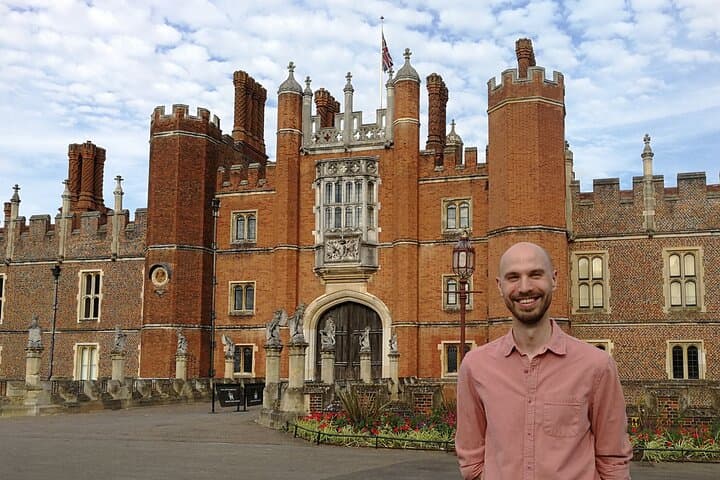Inside Hampton Court: Private Architectural Tour with an Award‑Winning Historian
