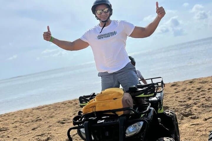 Roatán ATV Private Tour — Jungle Trails, Coastal Lookouts & Beach Rides