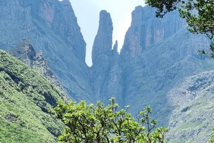 Tugela Gorge and Amphitheatre Hike — Thendele to the Drakensberg Sentinel photo 2