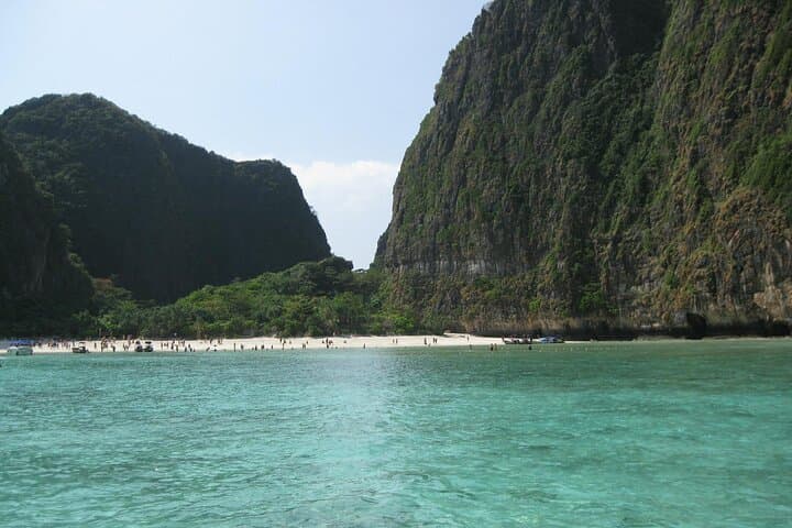 Phi Phi Islands Speedboat Day Tour from Phuket – Maya Bay, Snorkeling & Buffet Lunch photo 3