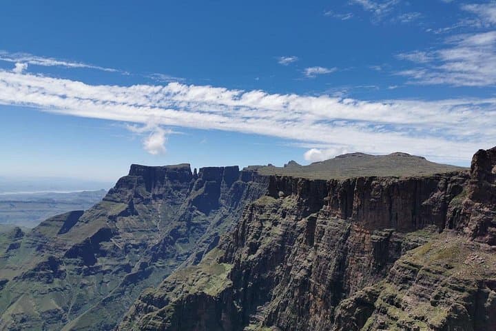 Hike to the Source of Tugela Falls: Sentinel Peak Summit in the Drakensberg photo 3