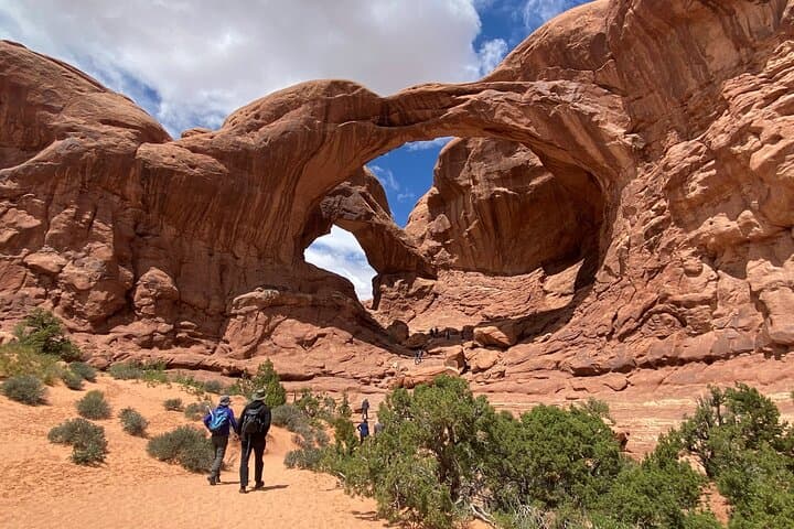 Private Half-Day Adventure at Arches National Park: Guided Tour Essentials