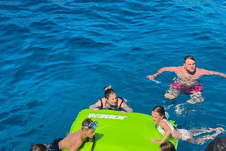 Scandola, Girolata & Piana: Full-Day UNESCO Cruise and Swimming from Sagone/Cargèse photo 3