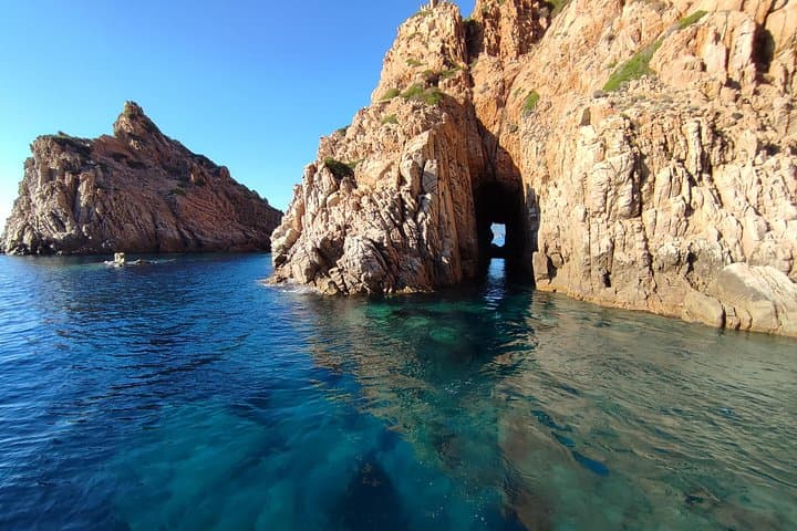Scandola & Calanques de Piana: Half-Day Semi-Rigid Cruise and Snorkel from Cargèse photo 5