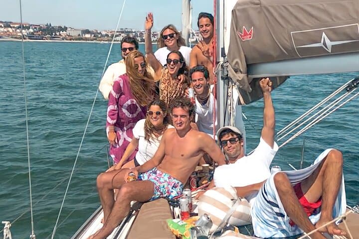 Private Luxury Sailing Beach Tour from Lisbon to Cascais photo 2