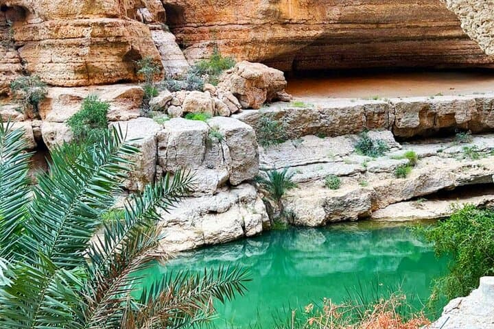 Wadi Shab & Bimmah Sinkhole: Full-Day Adventure from Muscat photo 4