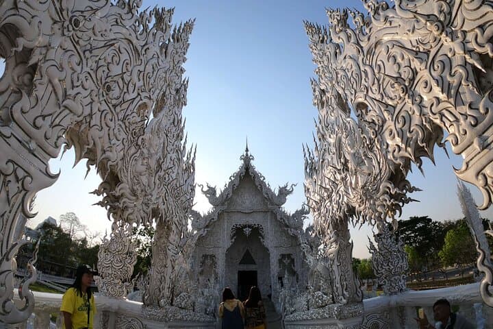 Chiang Rai & White Temple Private Day Tour — White Temple, Golden Triangle and Hill‑Tribe Visit photo 2