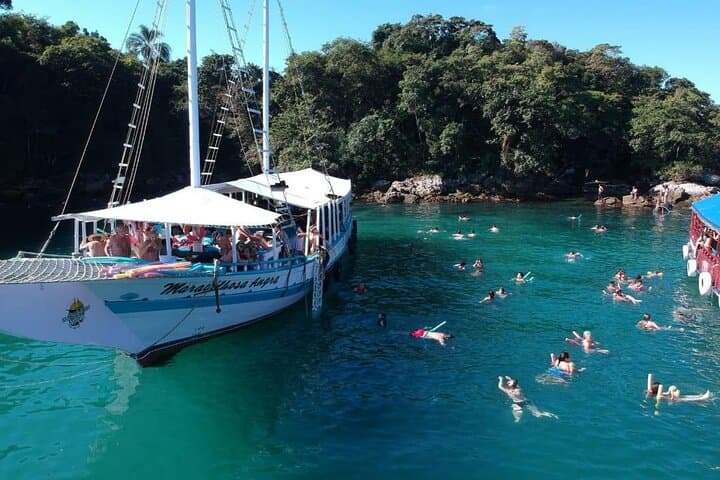 Angra dos Reis Boat Tour with Lunch: Ilha Grande & Lagoa Azul Schooner Cruise photo 2